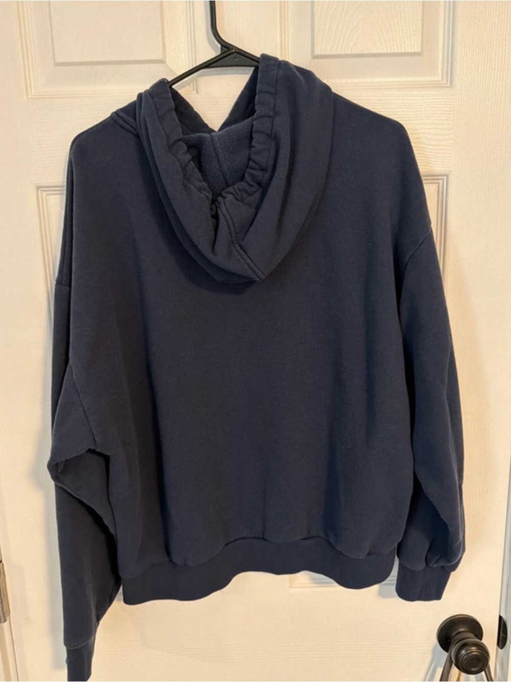 Alo women’s Navy Pullover Hoodie size medium - Picture 3 of 5